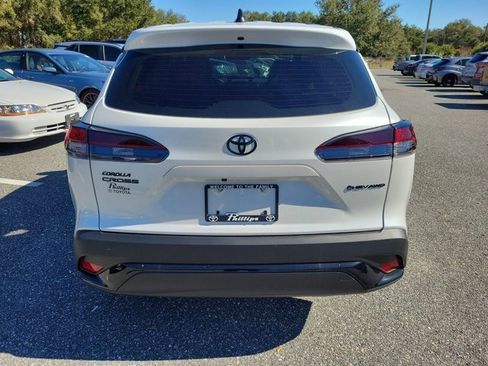 Used 2026 Toyota Corolla Cross S image 11