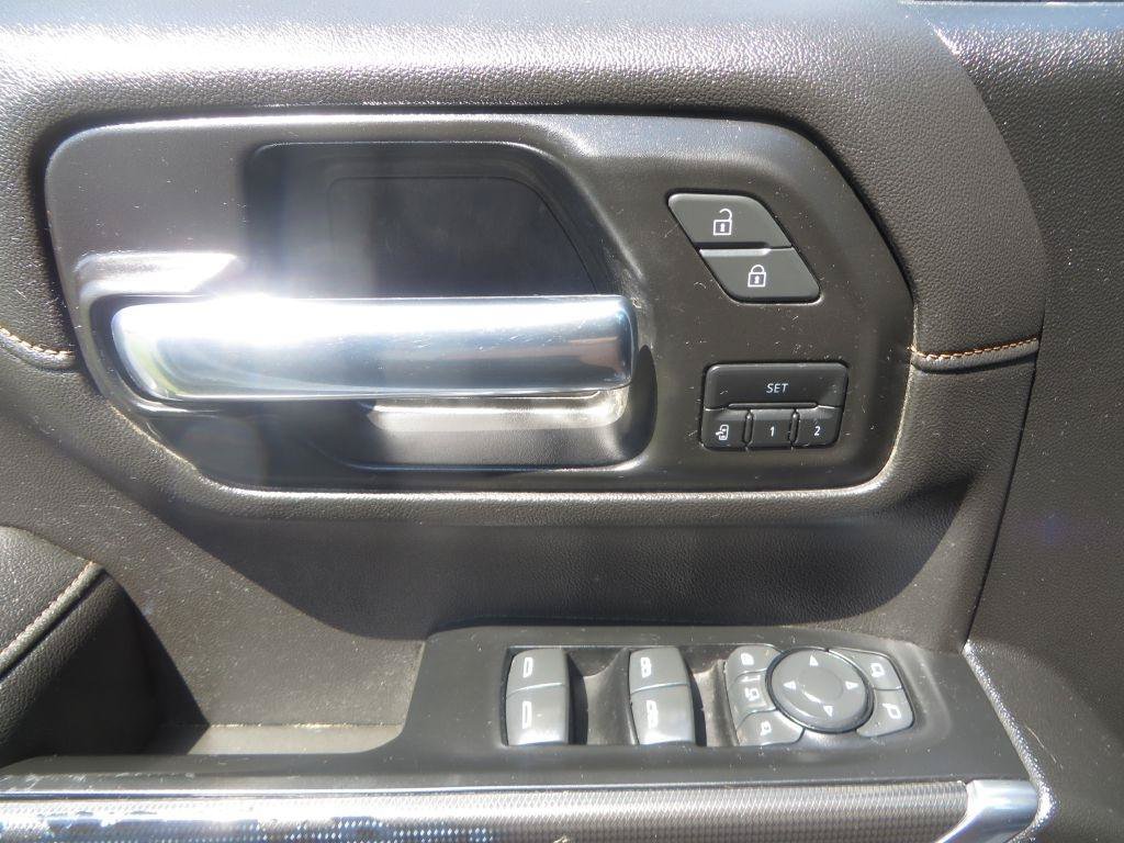 Used 2022 GMC Sierra 2500 AT4 w/ AT4 Premium Plus Package AWD/4WD image 24