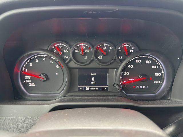 Used 2025 Chevrolet Silverado 1500 Custom Trail Boss w/ Turbomax Blackout Package AWD/4WD image 16