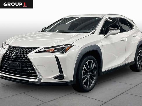 Used 2022 Lexus UX 200 w/ Accessory Package (Z1) FWD image 1