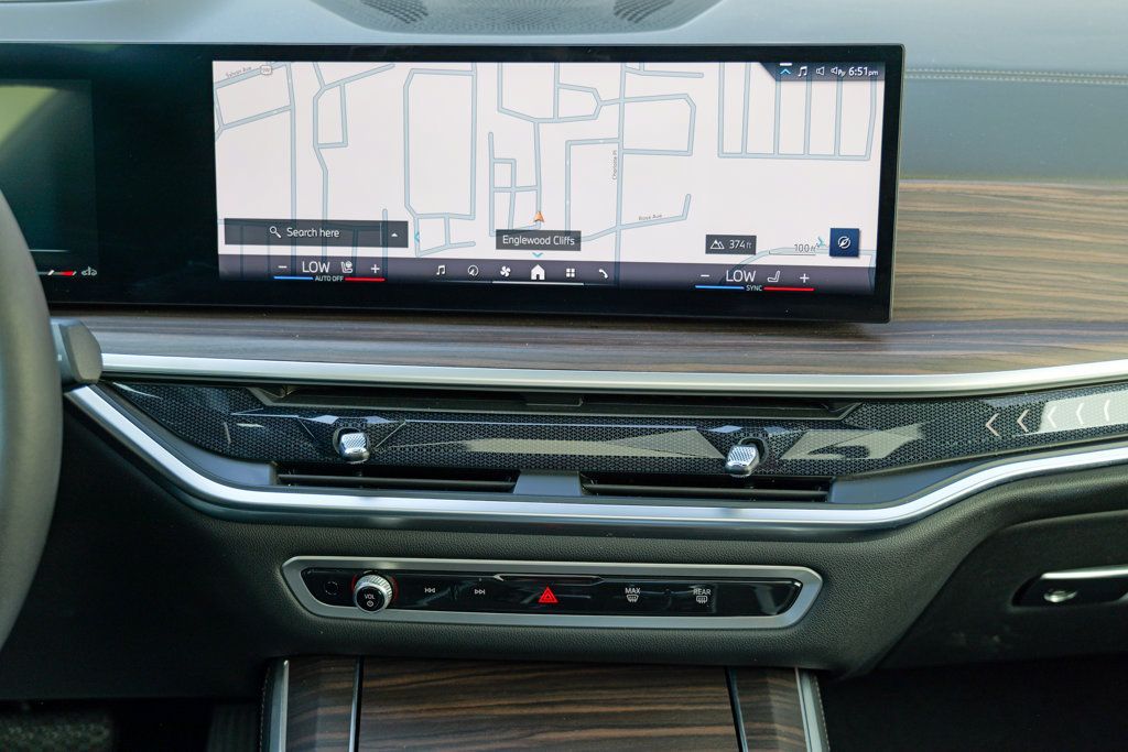Used 2024 BMW X5 xDrive40i w/ Premium Package AWD/4WD image 48
