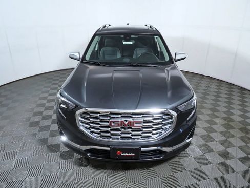 Used 2020 GMC Terrain Denali w/ Denali Premium Package AWD/4WD image 3