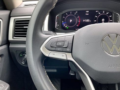 Used 2023 Volkswagen Atlas SE FWD image 31