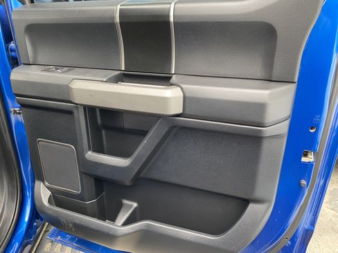 Used 2017 Ford F150 Raptor w/ Equipment Group 802A Luxury image 16