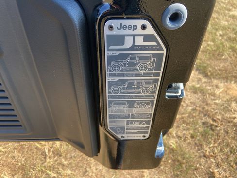 New 2025 Jeep Wrangler Sport S image 33