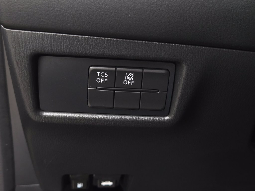 Used 2019 MAZDA CX-5 Touring FWD image 17