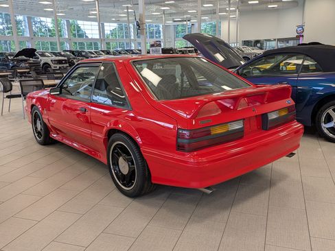 Used 1993 Ford Mustang Cobra RWD image 5