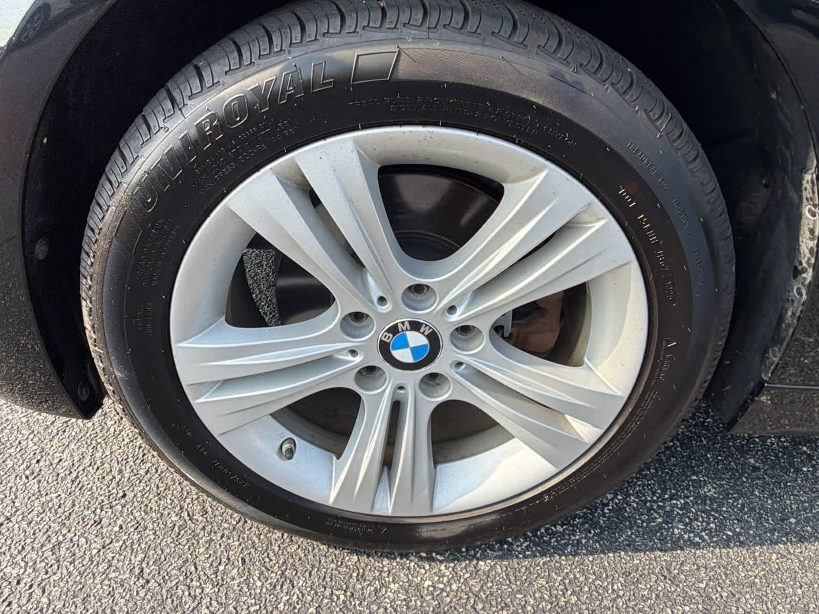 Used 2017 BMW 330i xDrive Sedan AWD/4WD image 26