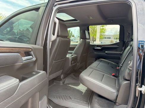 Used 2026 Chevrolet Silverado 1500 LT Trail Boss w/ LT Trail Boss Premium Package AWD/4WD image 16