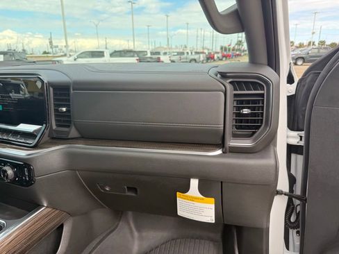 New 2026 Chevrolet Silverado 1500 LT image 43