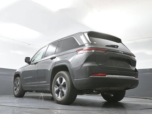 Used 2024 Jeep Grand Cherokee Limited 4xe AWD/4WD image 23