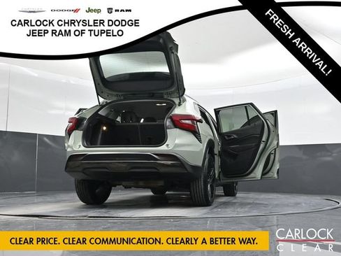 Used 2025 Chevrolet Trax ACTIV w/ Driver Confidence Package FWD image 43