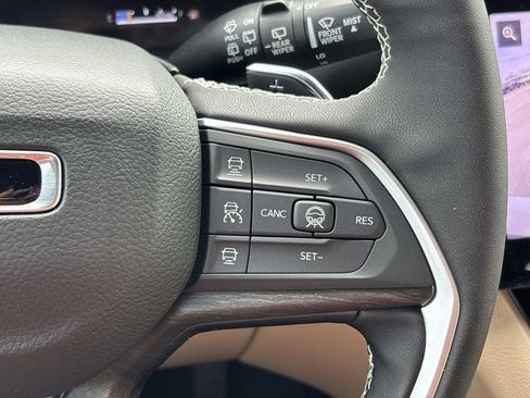 New 2026 Jeep Grand Cherokee L Limited RWD image 22