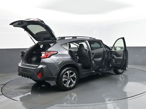 Used 2025 Subaru Crosstrek 2.0i Premium AWD/4WD image 30