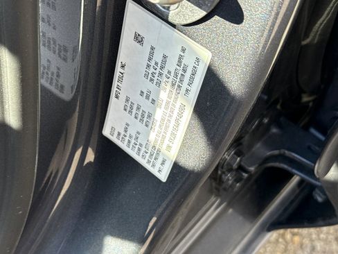 Used 2023 Tesla Model 3 Standard Range image 16