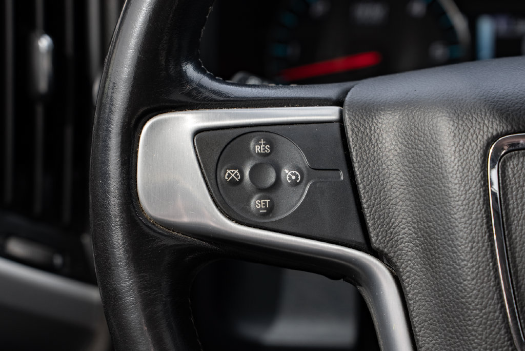 Used 2018 GMC Sierra 1500 SLT w/ SLT Premium Package AWD/4WD image 16