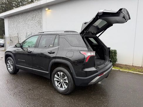 Used 2025 Chevrolet Equinox LT w/ Convenience Package II image 10