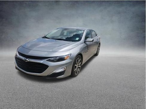 Used 2024 Chevrolet Malibu RS FWD image 3