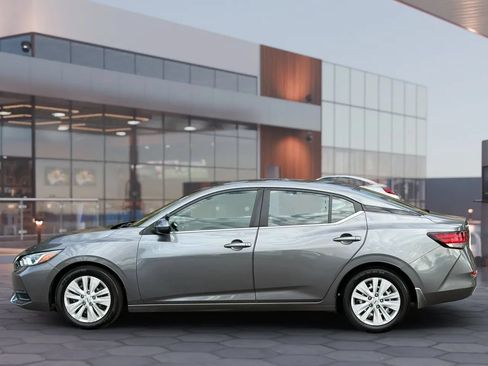 Used 2021 Nissan Sentra S FWD image 3