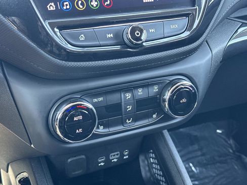 Certified 2023 Chevrolet TrailBlazer LT w/ Convenience Package image 29