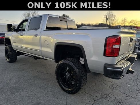 Used 2015 GMC Sierra 2500 SLT w/ Driver Alert Package image 4