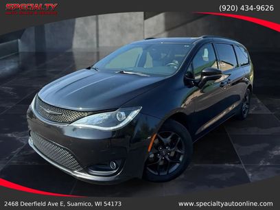 Used 2019 Chrysler Pacifica Limited w/ S Appearance Package