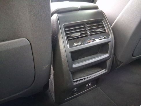 Used 2024 BMW X5 xDrive40i w/ M Sport Package image 30