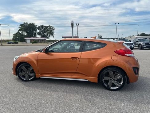 Used 2015 Hyundai Veloster Turbo FWD image 23