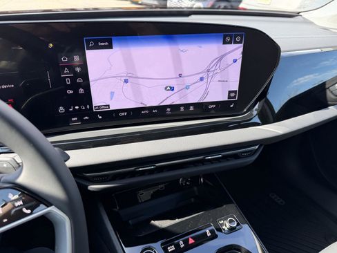 Used 2025 Audi A5 2.0T Premium w/ Convenience Package image 22