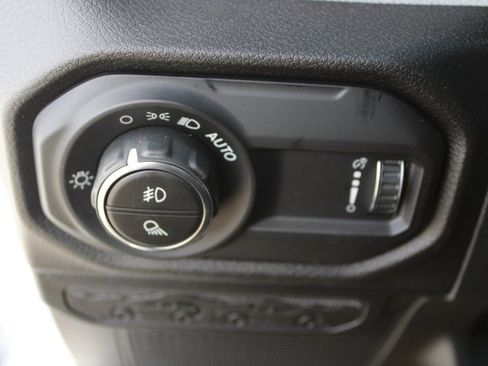 New 2026 Jeep Gladiator Sport image 12