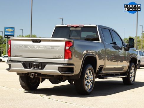 Used 2024 Chevrolet Silverado 2500 High Country w/ High Country Premium Package AWD/4WD image 7