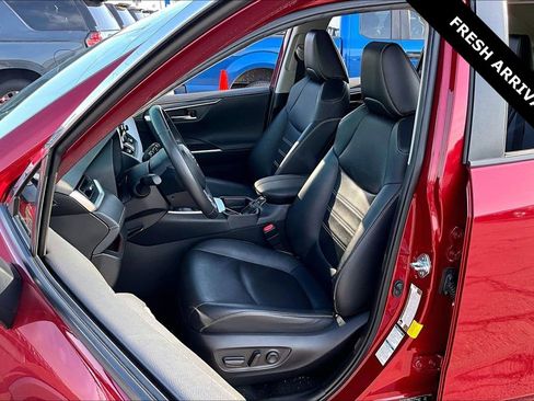 Used 2020 Toyota RAV4 Limited w/ Limited Grade Weather Package AWD/4WD image 20