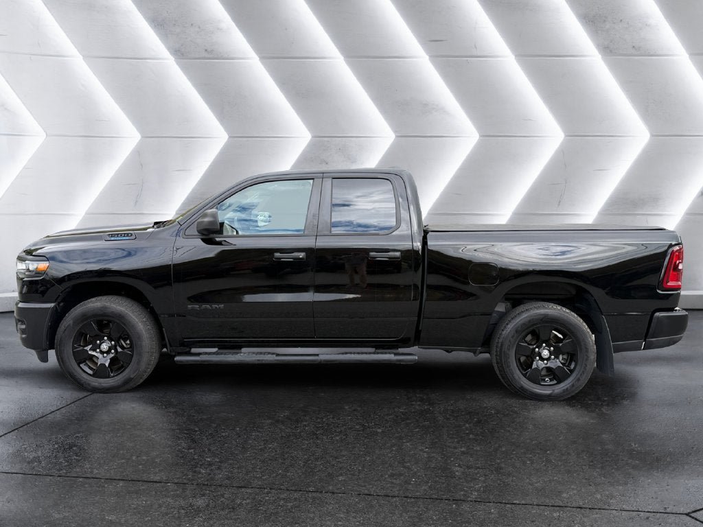 Used 2025 RAM 1500 Tradesman AWD/4WD image 3
