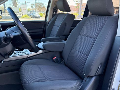 Used 2011 Nissan Titan SV w/ SV Value Truck Pkg image 38