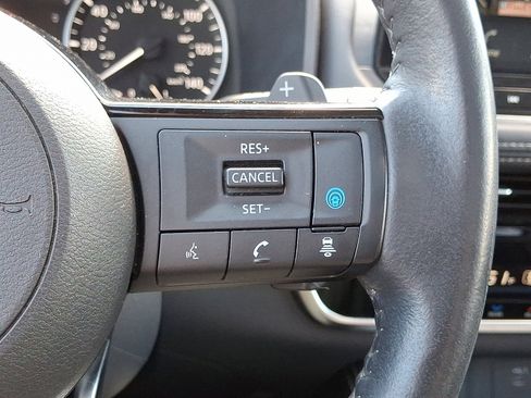 Certified 2022 Nissan Rogue SL w/ SL Premium Package image 25