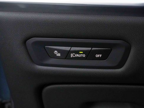 Certified 2025 BMW X5 xDrive40i image 17