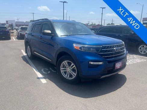 Used 2020 Ford Explorer XLT w/ Equipment Group 202A AWD/4WD image 1