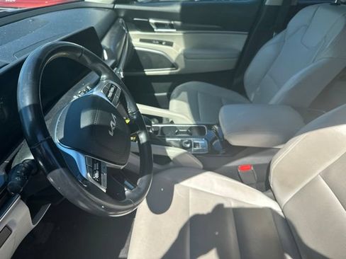 Used 2024 Kia Telluride S FWD image 13
