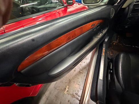 Used 2002 Lexus SC 430 Convertible RWD image 17