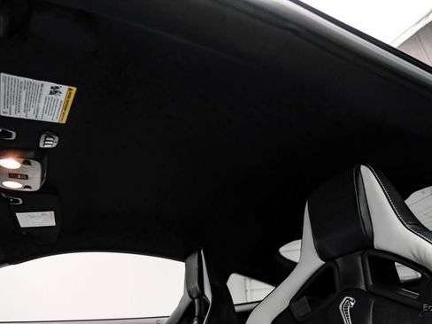 Used 2021 Ford Mustang Shelby GT500 w/ Carbon Fiber Track Pack image 41