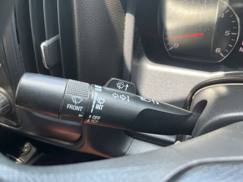 Used 2014 Chevrolet Silverado 1500 W/T RWD image 17
