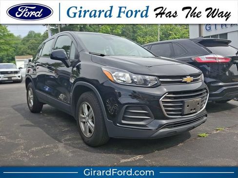 Used 2019 Chevrolet Trax LS AWD/4WD image 1