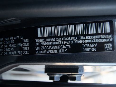 Used 2017 Jeep Renegade Latitude image 12