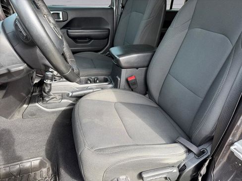 Used 2018 Jeep Wrangler Unlimited Sport S image 11
