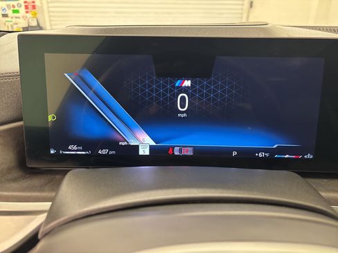 Certified 2024 BMW X7 xDrive40i w/ Executive Package image 24