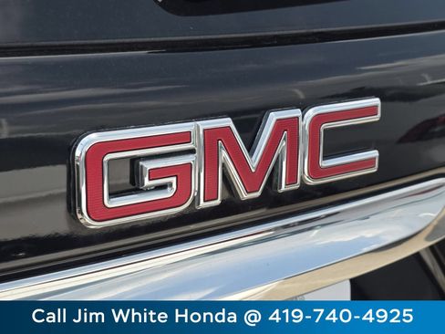 Used 2018 GMC Terrain SLE w/ Driver Convenience Package FWD image 13