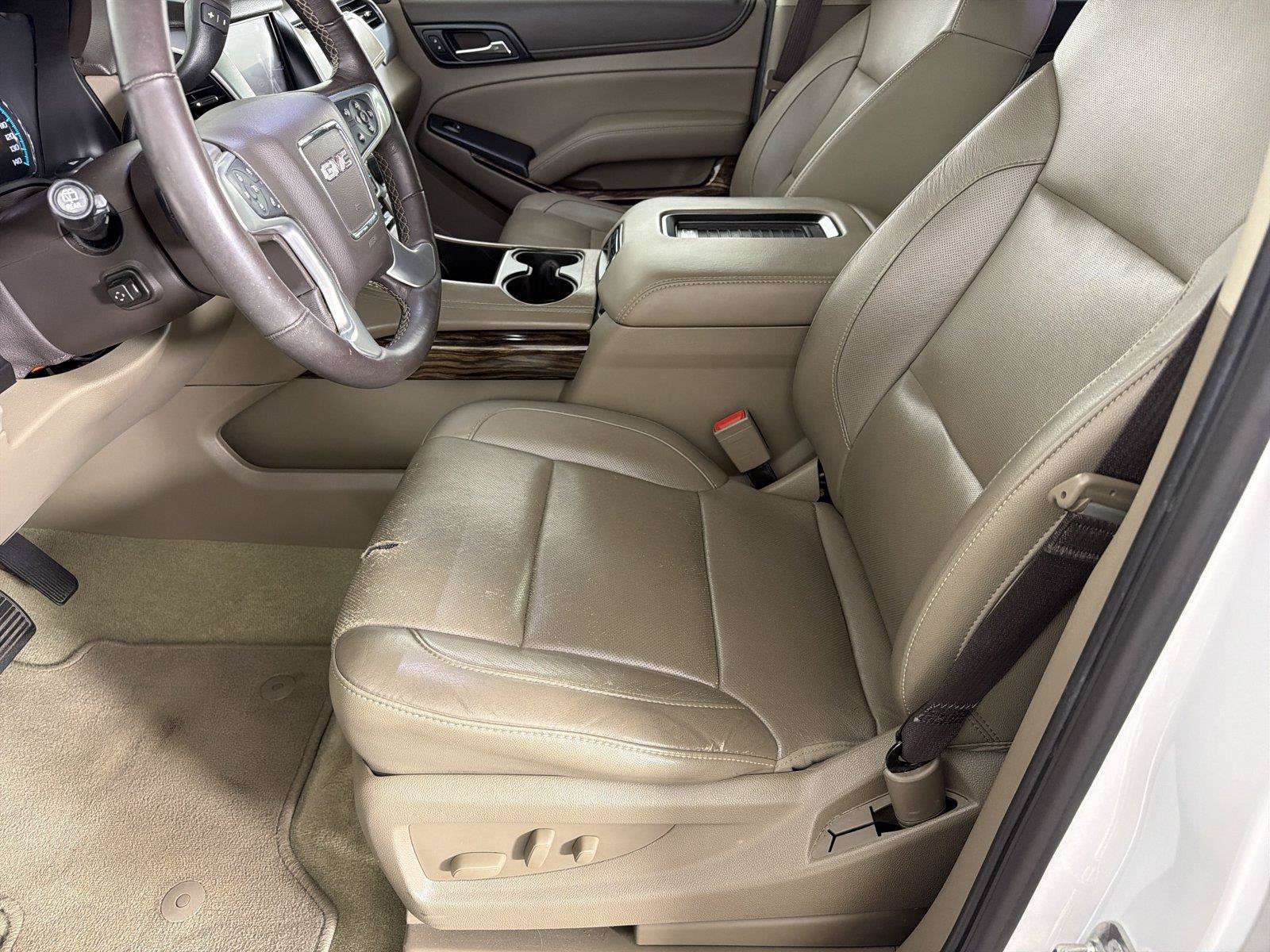 Used 2017 GMC Yukon SLT w/ Premium Edition RWD image 7