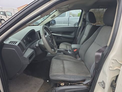Used 2008 Jeep Grand Cherokee Laredo image 17