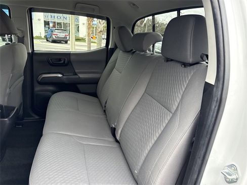 Used 2022 Toyota Tacoma SR5 image 27