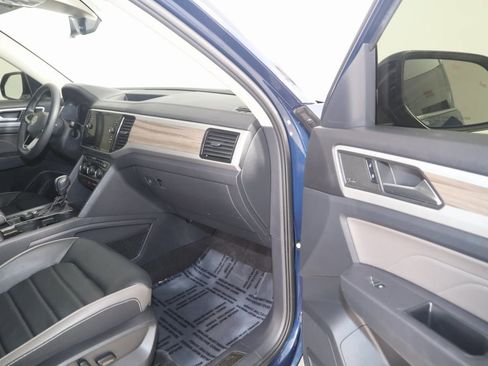 Used 2021 Volkswagen Atlas SEL Premium image 45